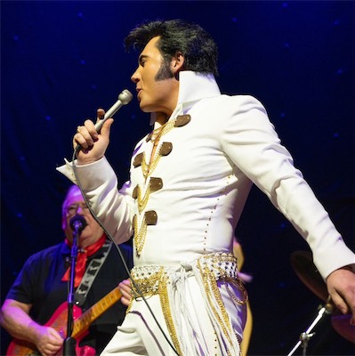 Elvis from Memphis to Vegas — live performance photograph 4